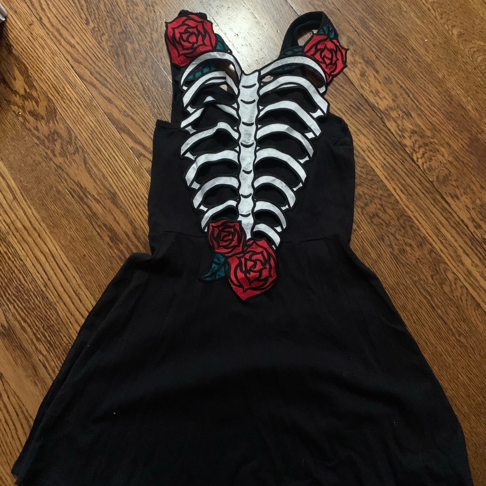Skeleton back dress medium Hot Topic